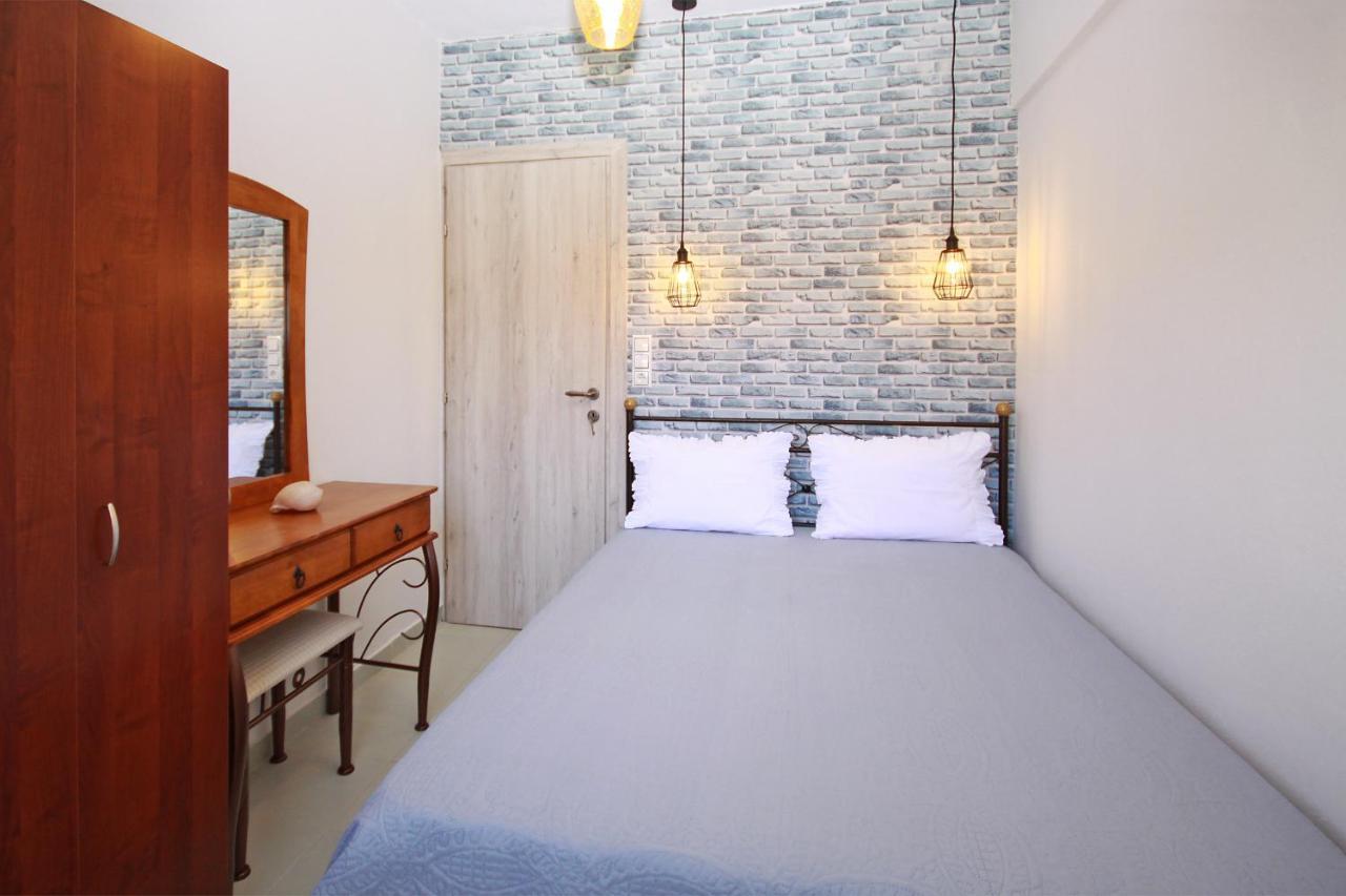 Acrothea Apartments Ormos Panagias Exterior photo